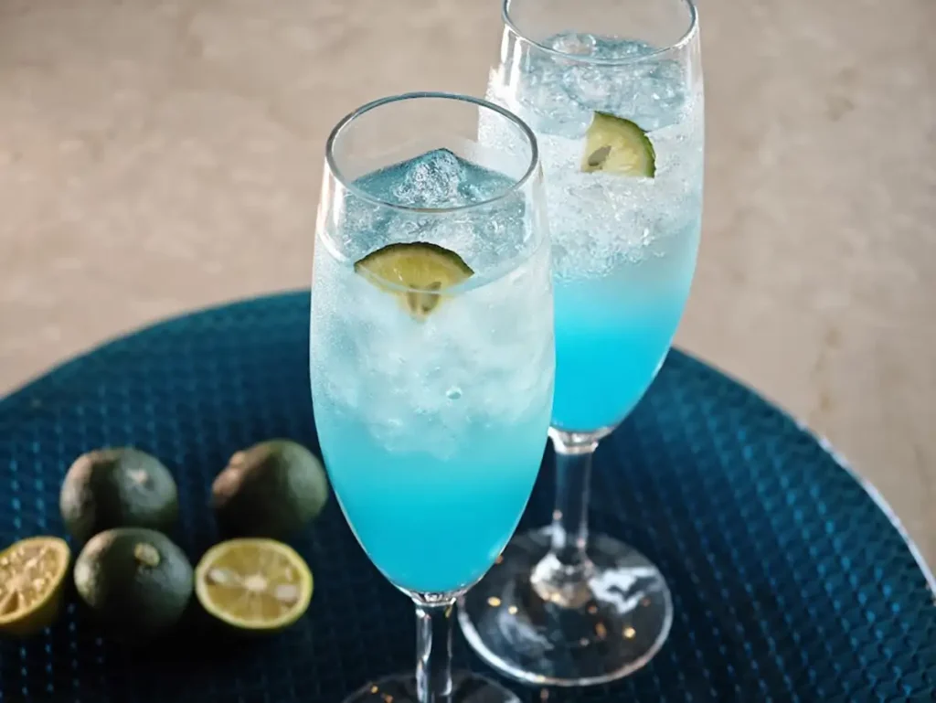 木頭柚子×すだち×地酒を使ったブルーカクテル「AoAwo 35th Blue Citrus」