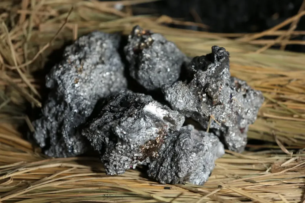 鉧（けら）【大】