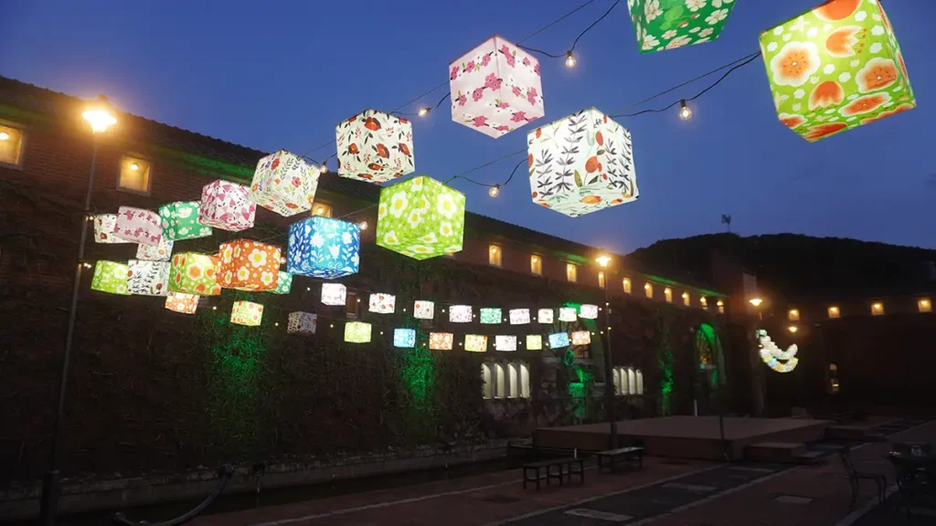 和ふうせん型の吊りあかり