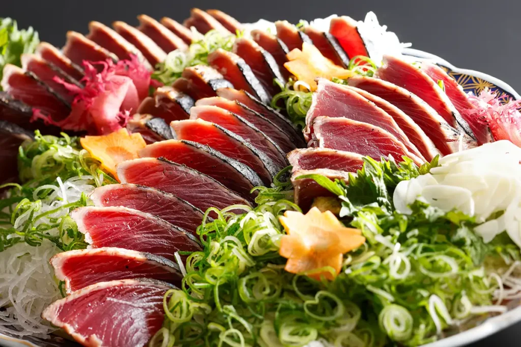 高知の名物「鰹のタタキ」