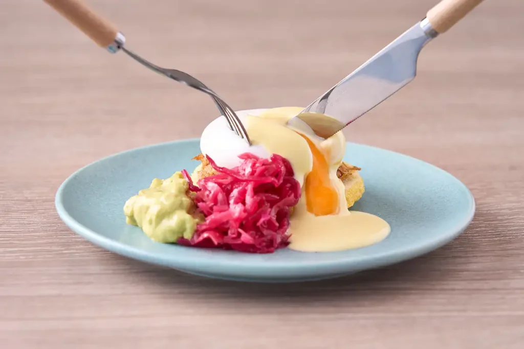 プルドポークベネディクト（朝食）