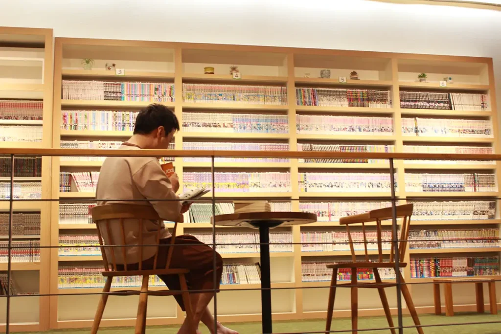 漫画を8,000冊へ増冊