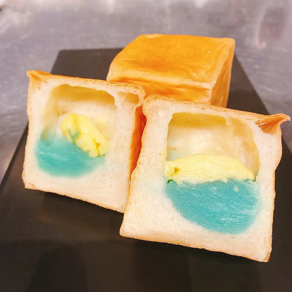 クリームソーダましかくミニ生食パン