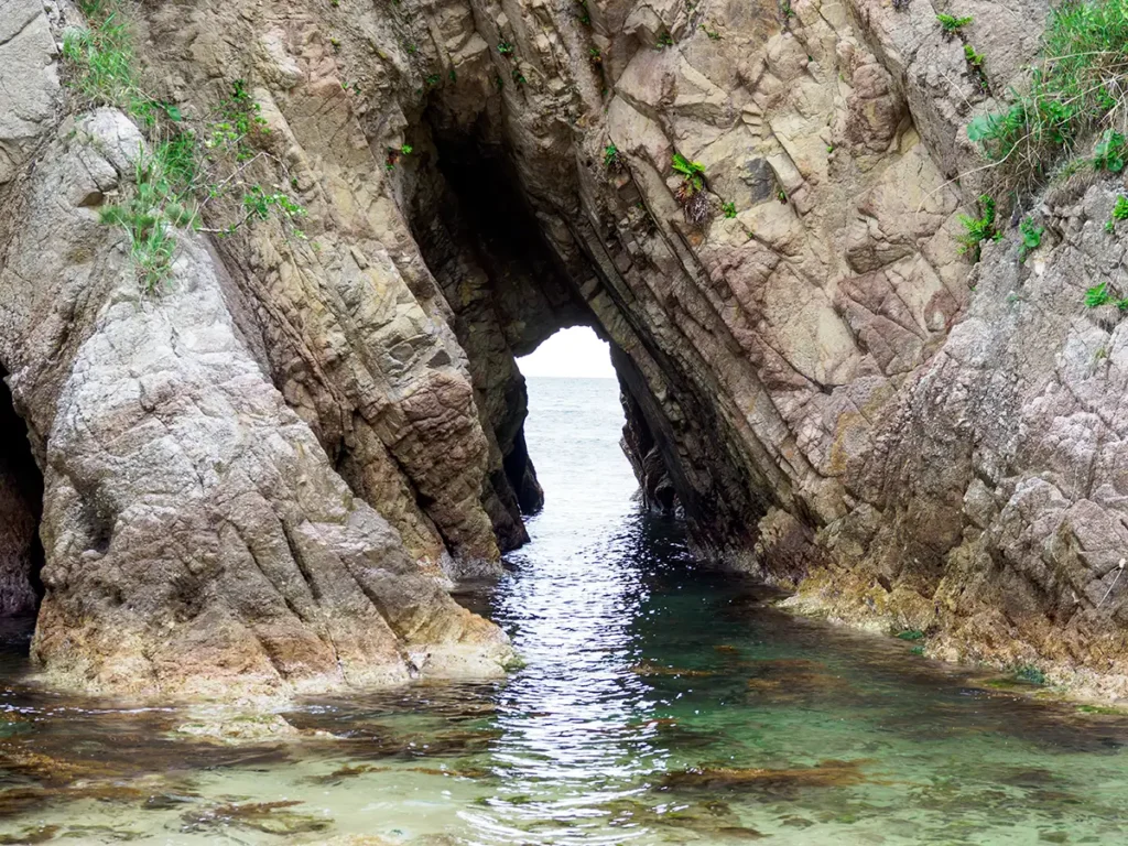 海食洞門
