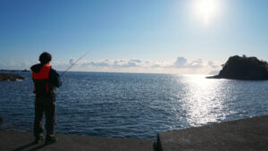 釣って、泊まる。春の海あそびキャンププランのイメージ