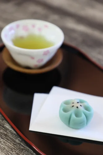ネモフィラ和菓子