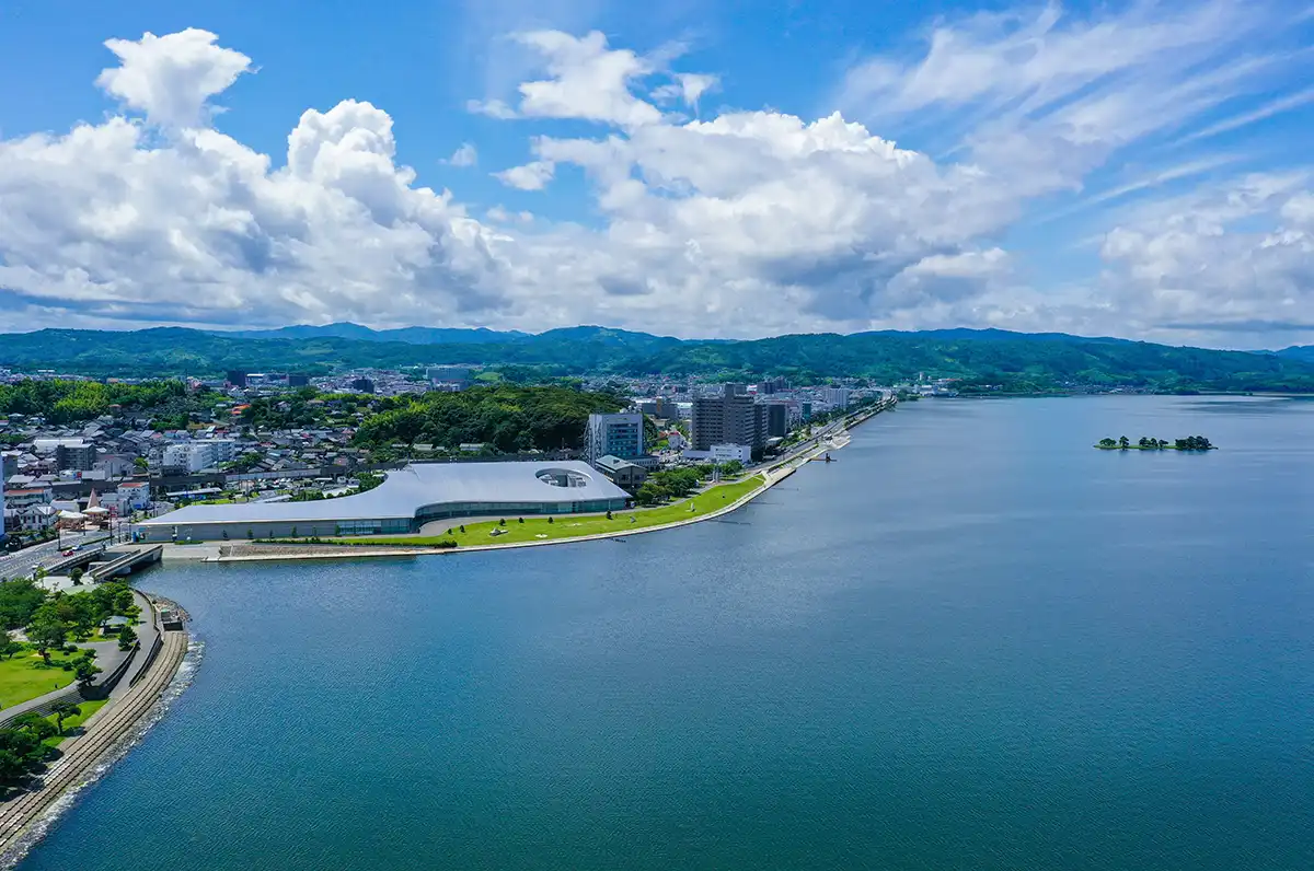 島根県立美術館