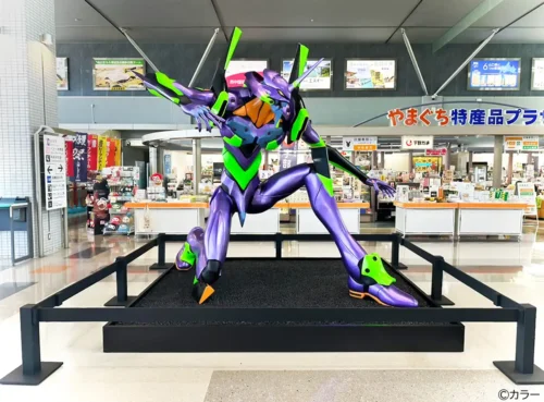 エヴァンゲリオン初号機立像