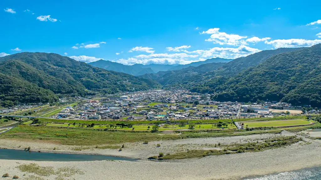 つるぎ町